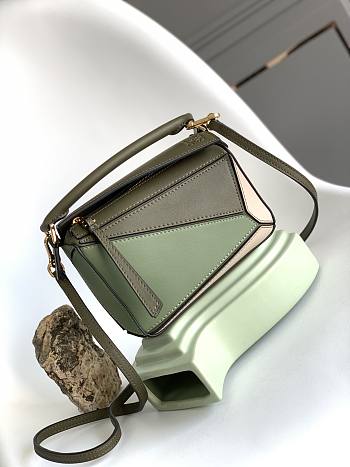 LOEWE | Puzzle mini size:18*12.5*8cm green/beige