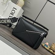 LOEWE | Puzzle bag in classic lambkin Anagram black - 5