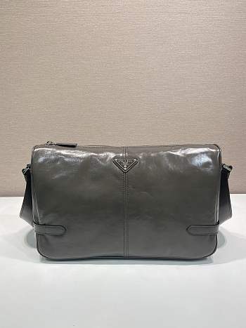 PRADA | Triangle logo messenger bag green