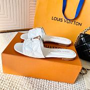 LOUIS VUITTON | Frame Mule In White - 6