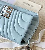 GIVENCHY | Small 4G Liquid bag in quilted leather blue - 3