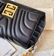 GIVENCHY | Small 4G Liquid bag in quilted leather black - 5