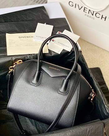 GIVENCHY | Mini Antigona bag in Box leather black