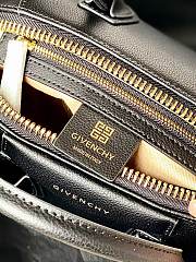 GIVENCHY | Mini Antigona bag in Box leather black - 2