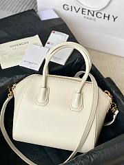 GIVENCHY | Mini Antigona bag in Box leather white - 5