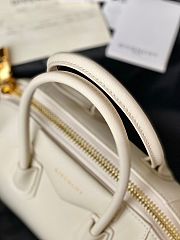 GIVENCHY | Mini Antigona bag in Box leather white - 2