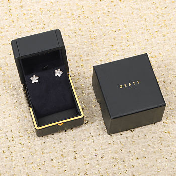 GRAFF | Wild Flower Earrings