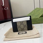 GUCCI | GG Supreme Card Holder Wallet In Beige/Black - 3