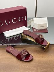 GUCCI | Women's Round Interlocking G sandal in red - 2