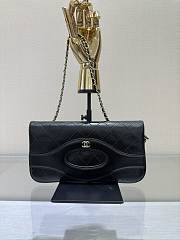 CHANEL | 31 Wallet On Chain Shiny Calfskin In Black - 4