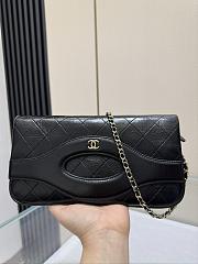 CHANEL | 31 Wallet On Chain Shiny Calfskin In Black - 3