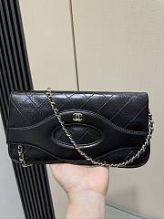 CHANEL | 31 Wallet On Chain Shiny Calfskin In Black - 2