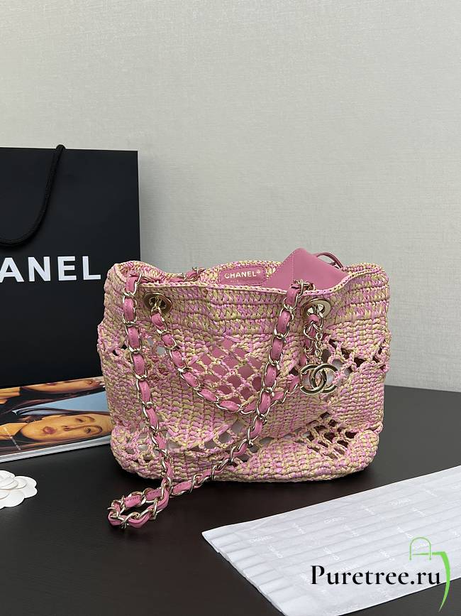 CHANEL | 24A Small Coco Beach Bag In Pink - 1