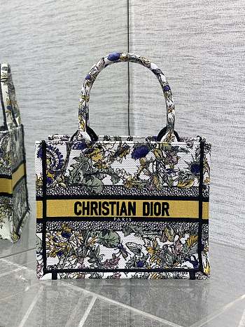 DIOR | Small Book Tote Around the world yellow