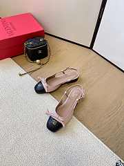 VALENTINO | Vlogo Signature Sandals In Light Pink/Black - 6