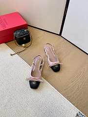 VALENTINO | Vlogo Signature Sandals In Light Pink/Black - 5