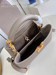 Louis Vuitton | Capucines BB Taurillon Leather In Beige M48865 - 27 x 18 x 9cm - 6