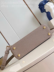 Louis Vuitton | Capucines BB Taurillon Leather In Beige M48865 - 27 x 18 x 9cm - 4