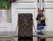 LOUIS VUITTON Phone Pouch Métis Monogram - 1