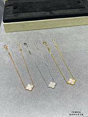 Van Cleef & Arpels Vintage Alhambra pendant in gold/rose gold/silver - 1