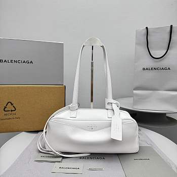 BALENCIAGA | Women's Carrie Bowling Bag Small in White