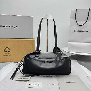 BALENCIAGA | Women's Carrie Bowling Bag Small in Black