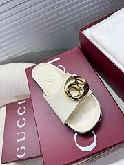 Gucci Women's Marina Chain Slide Sandal In White - 5