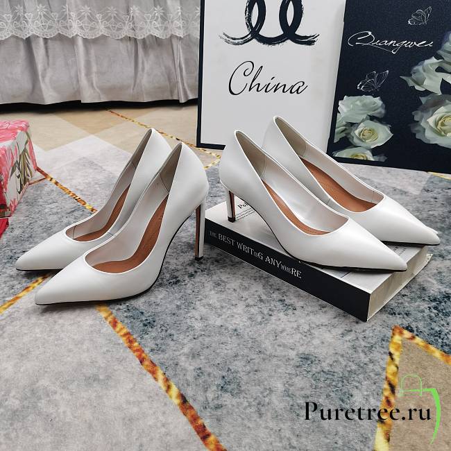 DG Pointed Toe high heels in white - 1