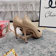 DG Pointed Toe high heels in beige - 6