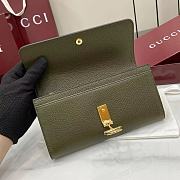 GUCCI | Softbit continental wallet grainy leather in green - 3