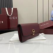 GUCCI | Softbit continental wallet grainy leather in burgundy - 6