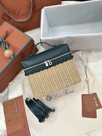 LORO PIANA | Extra Pocket L19 North-South wicker dark green