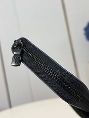 LOUIS VUITTON | Zippy Wallet Horizontal Navy Blue M14847 - 5