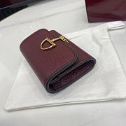 GUCCI | Softbit card case Gold-toned hardware in burgundy - 3