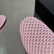 ALAIA | Flat-soled half-slippers in pink - 5
