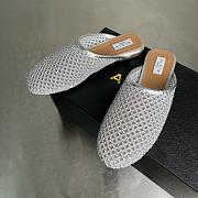 ALAIA | Flat-soled half-slippers in gray - 3