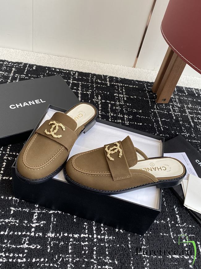 CHANEL | Moccasins in brown - 1