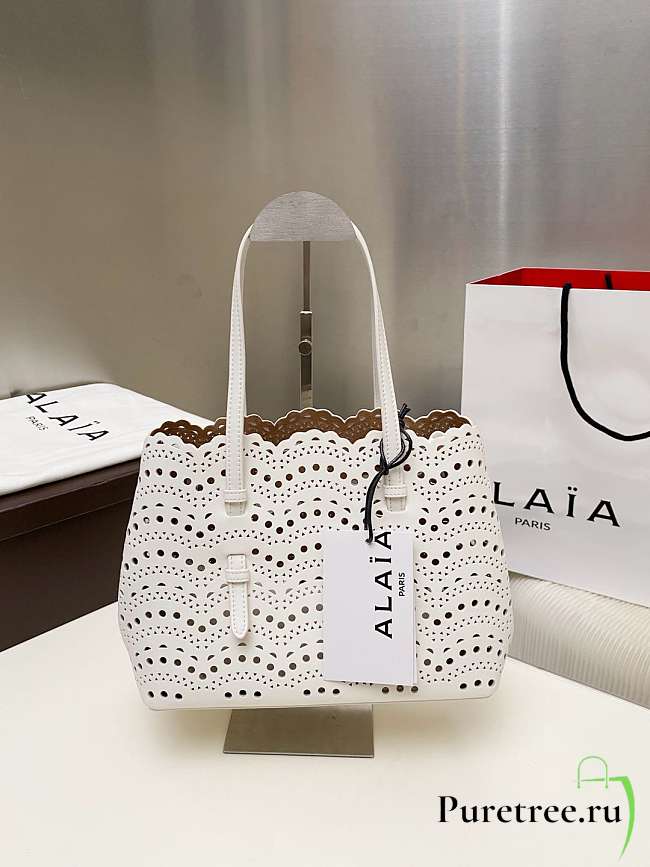 ALAIA | mina 25 bag in vienne wave calfskin in white - 1