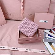 MIUMIU | Quilted effect leather wallet in pink - 2