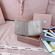 MIUMIU | Quilted effect leather wallet in light pink - 3