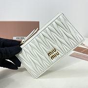 MIUMIU | Pocket wallet Matelasse In White - 6