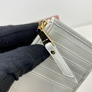 MIUMIU | Pocket wallet Matelasse In White - 4