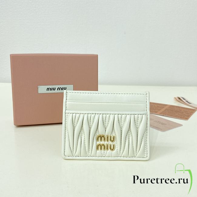 MIUMIU | Matelassé nappa leather card holder in white - 1