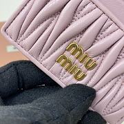 MIUMIU | Matelassé nappa leather card holder in pink - 2