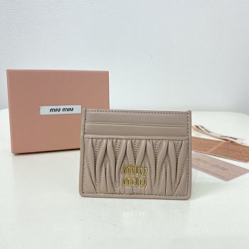 MIUMIU | Matelassé nappa leather card holder in beige