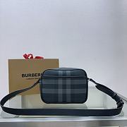 BURBERRY | Gray Leather Paddy Crossbody Bag - 5