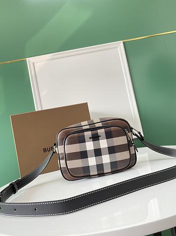 BURBERRY | Brown Leather Paddy Crossbody Bag