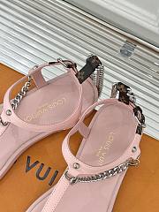 LOUIS VUITTON | Sandals With Chain In Pink - 5