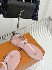 LOUIS VUITTON | Sandals With Chain In Pink - 3