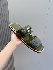 Gucci Men's Interlocking Double G Slides 01 - 6